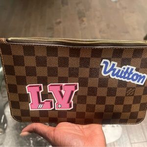 Louis Vuitton Limited edition Damier Ebene pouchette World Tour GM